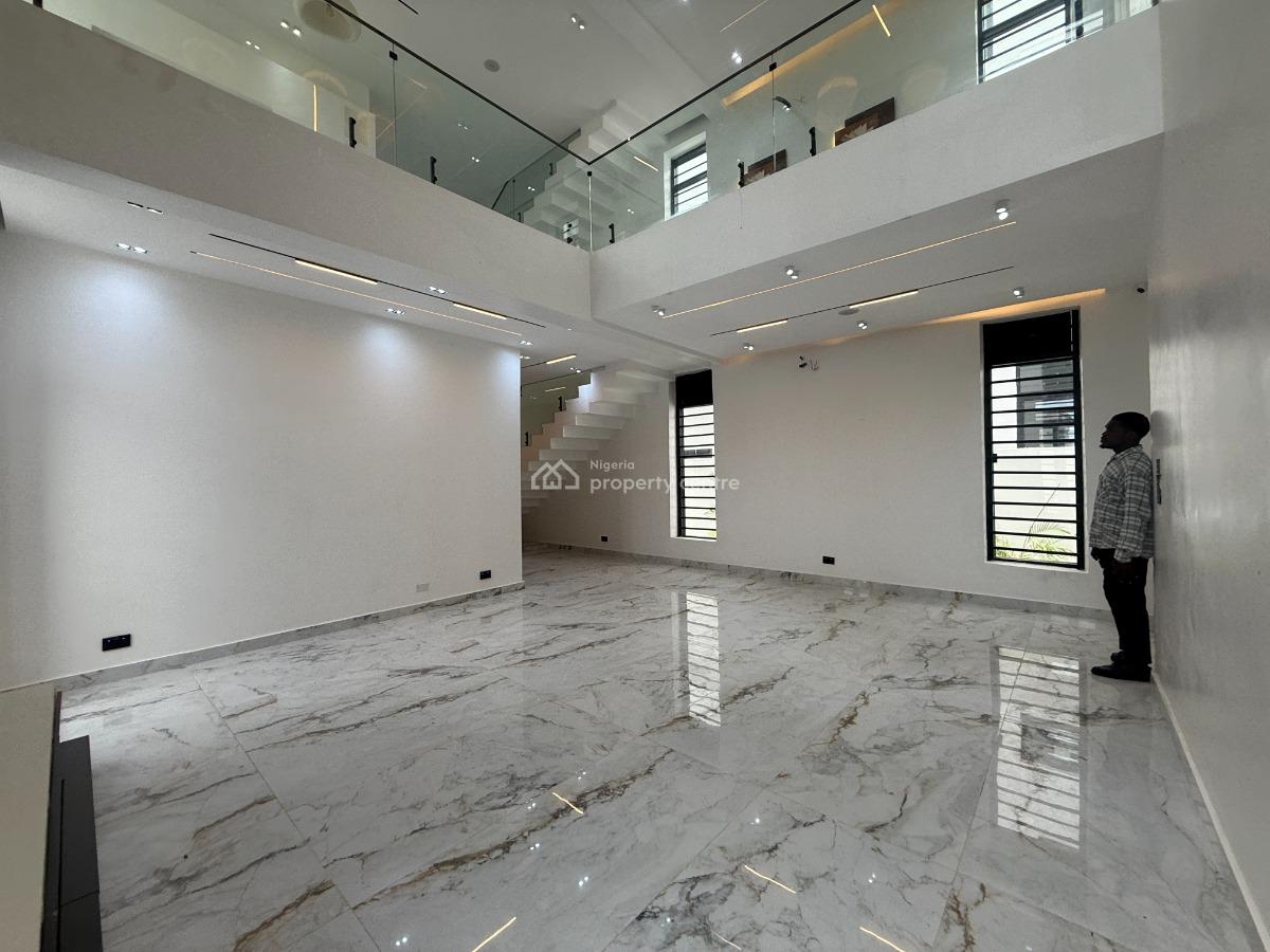 5 Bedroom Detached Available, Lekki Phase 1, Lekki, Lagos, Detached Duplex for Sale