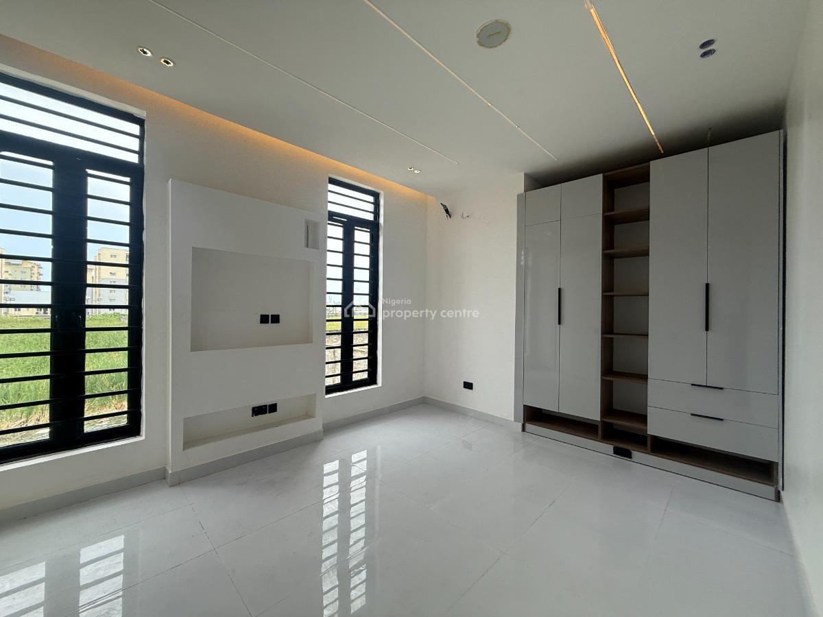 5 Bedroom Detached Available, Lekki Phase 1, Lekki, Lagos, Detached Duplex for Sale