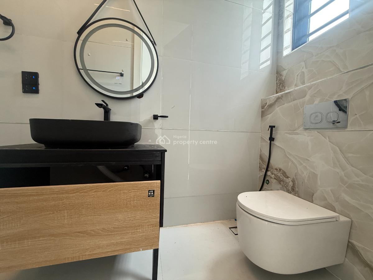 5 Bedroom Detached Available, Lekki Phase 1, Lekki, Lagos, Detached Duplex for Sale