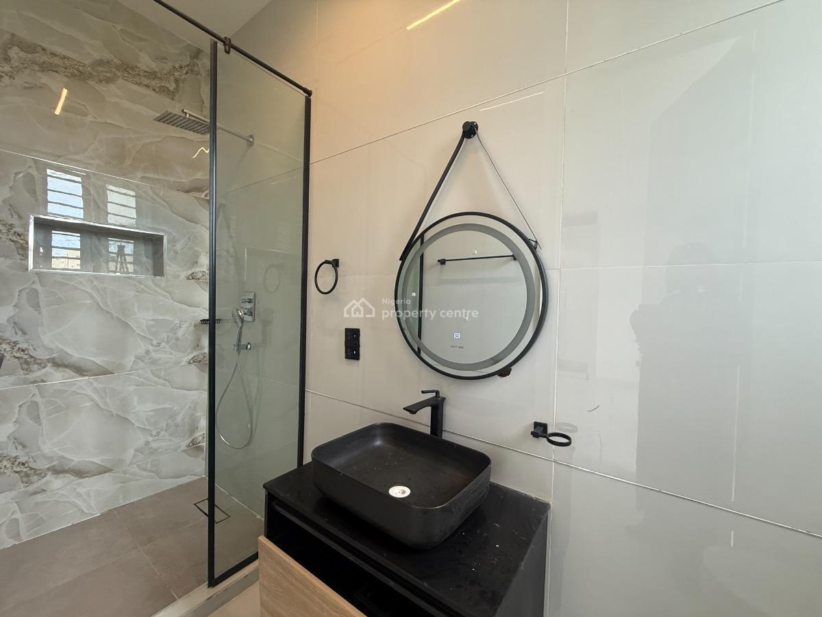 5 Bedroom Detached Available, Lekki Phase 1, Lekki, Lagos, Detached Duplex for Sale