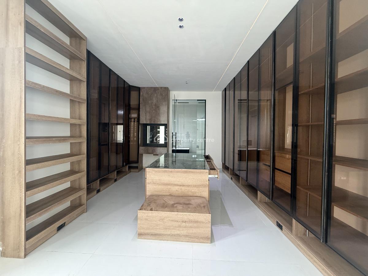 5 Bedroom Detached Available, Lekki Phase 1, Lekki, Lagos, Detached Duplex for Sale