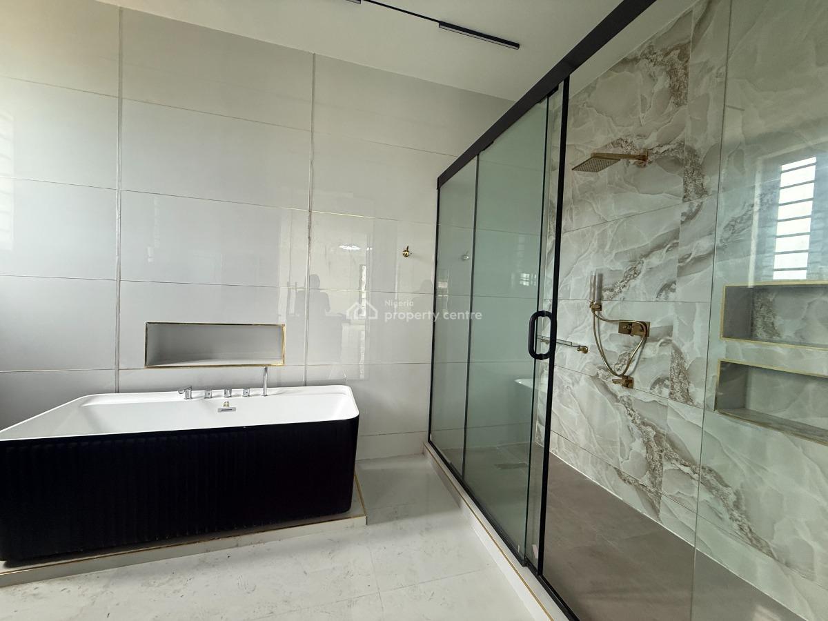 5 Bedroom Detached Available, Lekki Phase 1, Lekki, Lagos, Detached Duplex for Sale