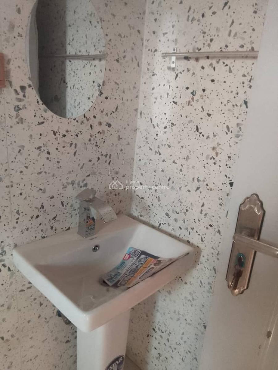 New 3 Bedroom Flat 1st Floor, By Sunrise Buzzard Road, Guzape District, Abuja, Flat / Apartment for Rent