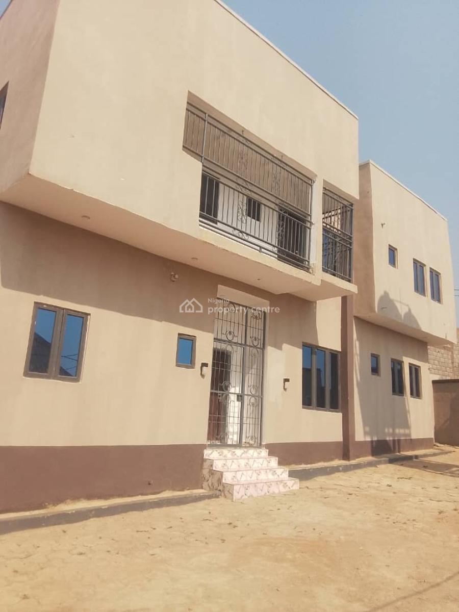 New 3 Bedroom Flat 1st Floor, By Sunrise Buzzard Road, Guzape District, Abuja, Flat / Apartment for Rent