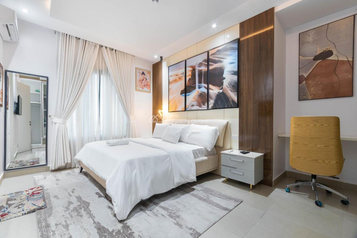 Luxury Water Front 1bedroom with Ps5, Gym & Coffee Making Machine, Admiralty Way, Lekki Phase 1, Lekki, Lagos, Flat / Apartment Short Let