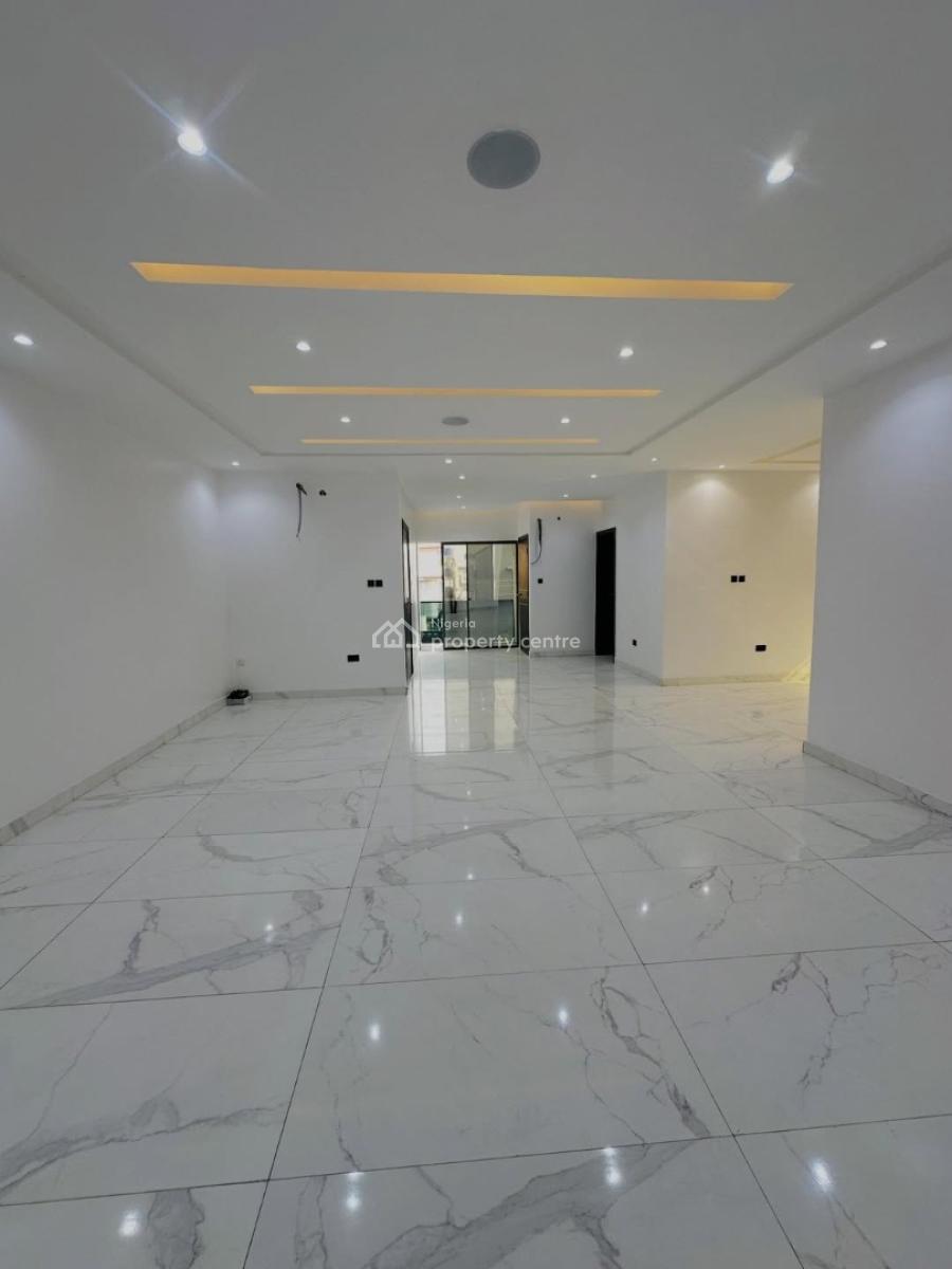 Neatly Built 3 Bedrooms Apartment with Elevator, Lekki Phase One, Lekki Phase 1, Lekki, Lagos, Flat / Apartment for Rent