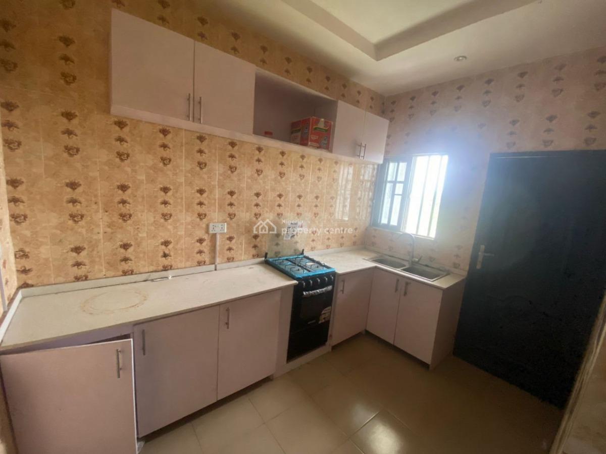 Clean and Spacious 2 Bedroom Apartment - Top Floor, Onishon Phase 2, Opposite Lakowe Golf, Ibeju Lekki, Lagos, House for Rent