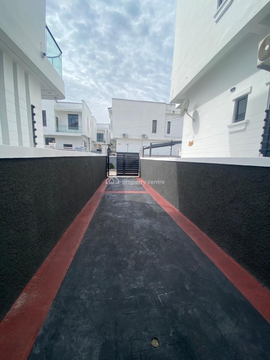 Newly Built 4 Bedrooms Fully Detached Duplex with a Room Bq, Orchid Road Lekki -gated Estate, Lekki Phase 2, Lekki, Lagos, Detached Duplex for Sale