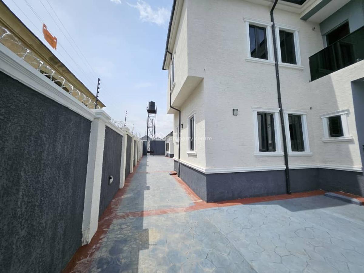 5 Bedrooms Detached Duplex with Two Rooms Bq at Gwarimpa Estate Abuja, Gwarimpa Extension,by Charly Boys Side,fct, Gwarinpa, Abuja, Detached Duplex for Sale