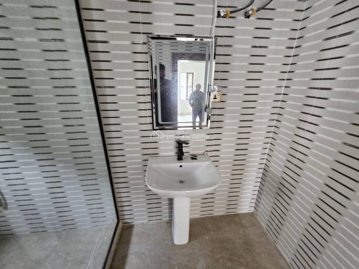 5 Bedrooms Detached Duplex with Two Rooms Bq at Gwarimpa Estate Abuja, Gwarimpa Extension,by Charly Boys Side,fct, Gwarinpa, Abuja, Detached Duplex for Sale