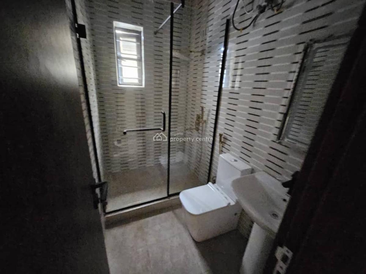 5 Bedrooms Detached Duplex with Two Rooms Bq at Gwarimpa Estate Abuja, Gwarimpa Extension,by Charly Boys Side,fct, Gwarinpa, Abuja, Detached Duplex for Sale