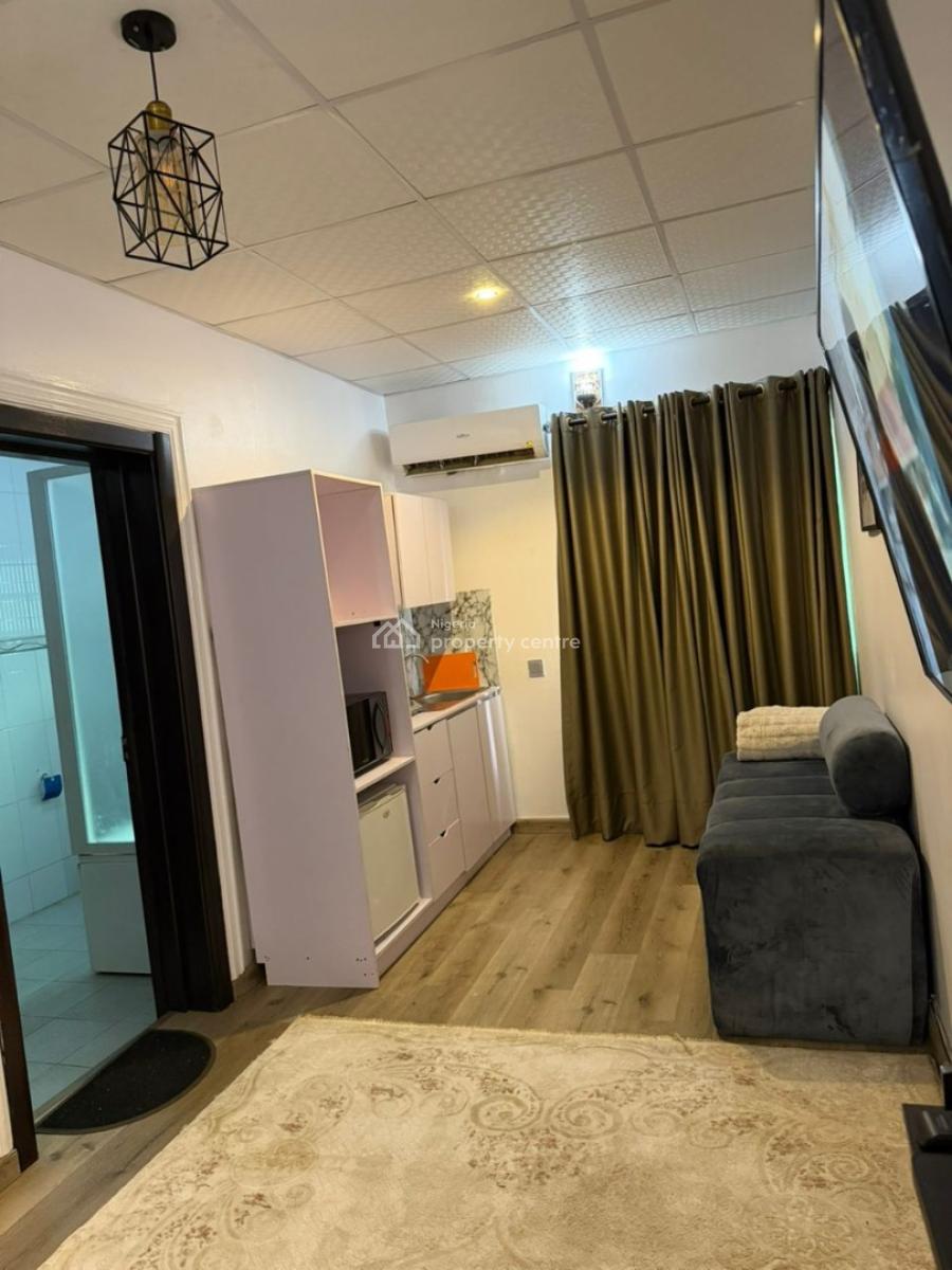 Private Self Contain Apartment, Emmanuel Adebayo Close. Lekki 1, Lekki Phase 1, Lekki, Lagos, Self Contain (single Rooms) Short Let
