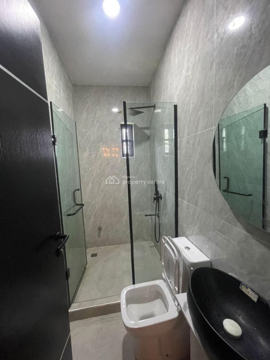 Contemporary 2 Bedroom Apartment with Communal Swimming Pool & Gym, Ikate, Lekki, Lagos, Flat / Apartment for Sale