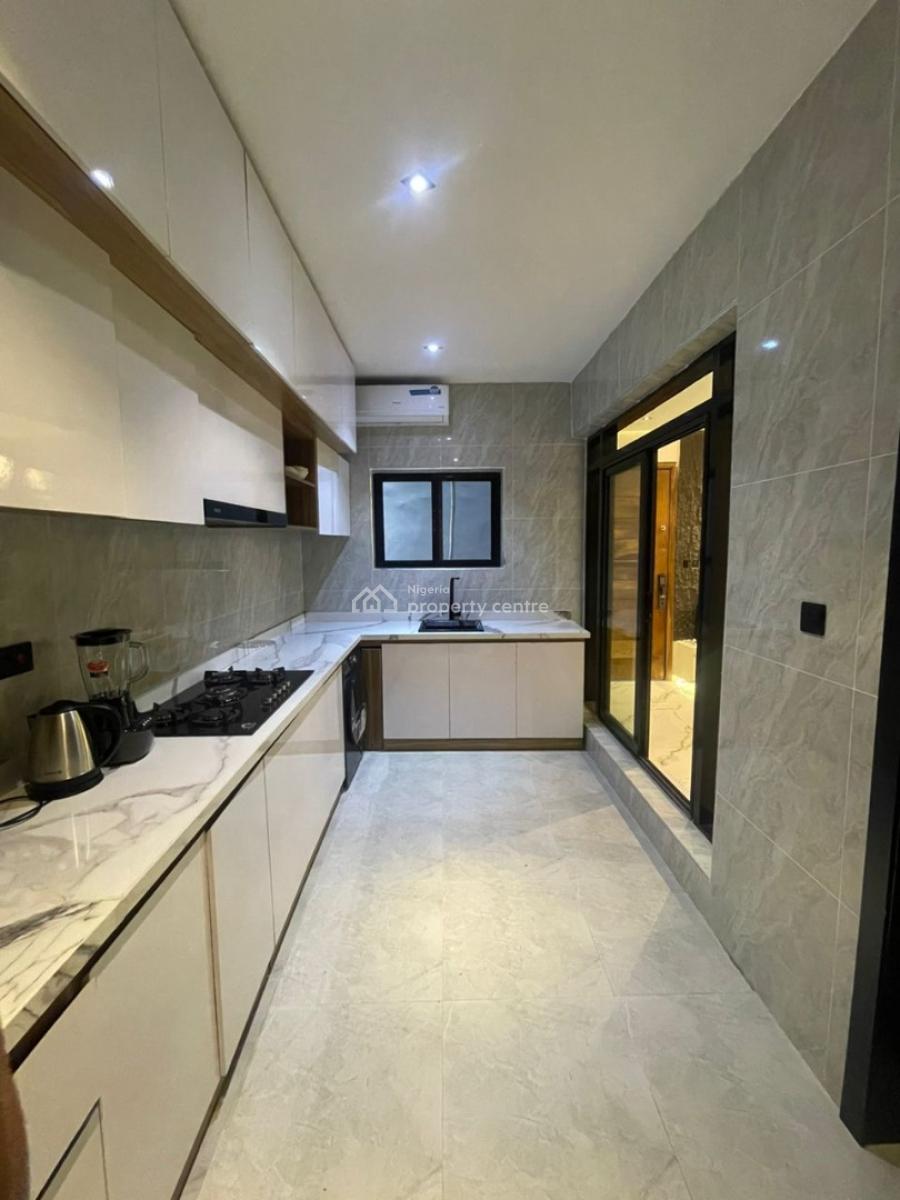 Contemporary 2 Bedroom Apartment with Communal Swimming Pool & Gym, Ikate, Lekki, Lagos, Flat / Apartment for Sale