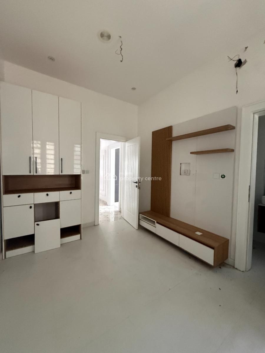 4 Bedroom Semi-detached Available, Lekki Phase 2, Lekki, Lagos, Semi-detached Duplex for Sale