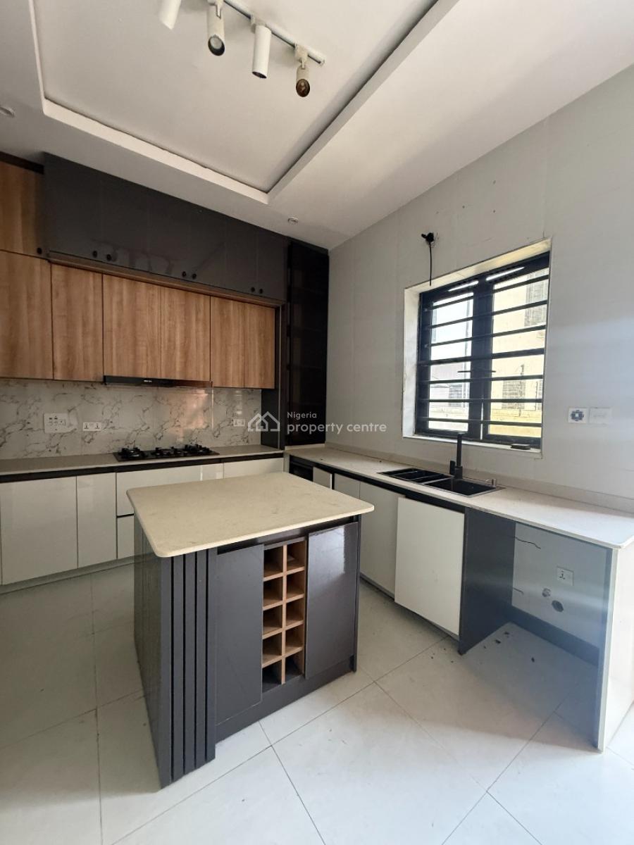 4 Bedroom Semi-detached Available, Lekki Phase 2, Lekki, Lagos, Semi-detached Duplex for Sale