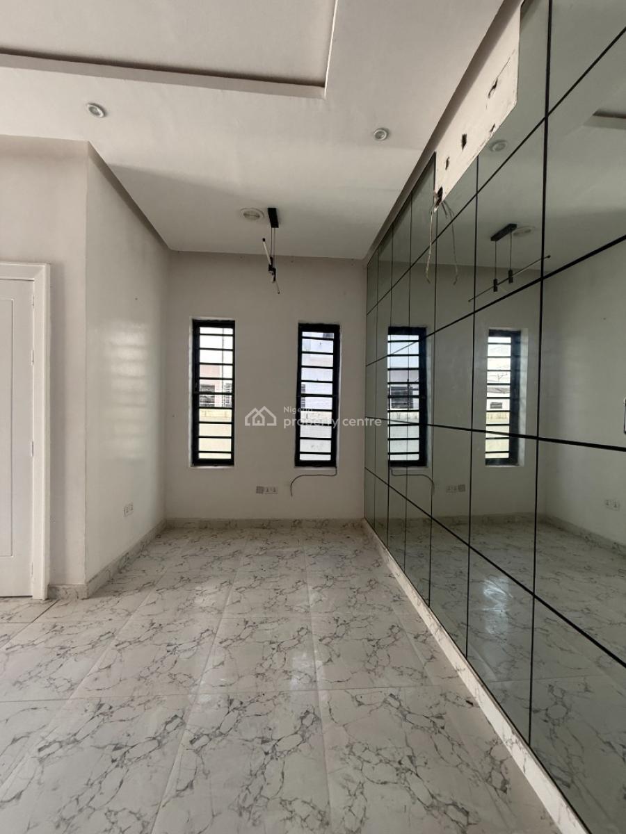 4 Bedroom Semi-detached Available, Lekki Phase 2, Lekki, Lagos, Semi-detached Duplex for Sale