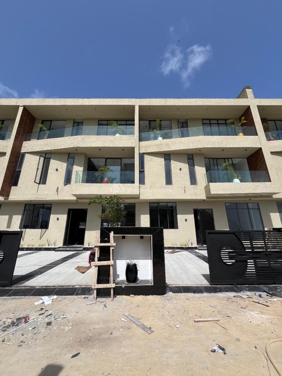 5 Bedroom Semi Detached with Bq, Lekki Phase 1, Lekki, Lagos, Semi-detached Duplex for Sale