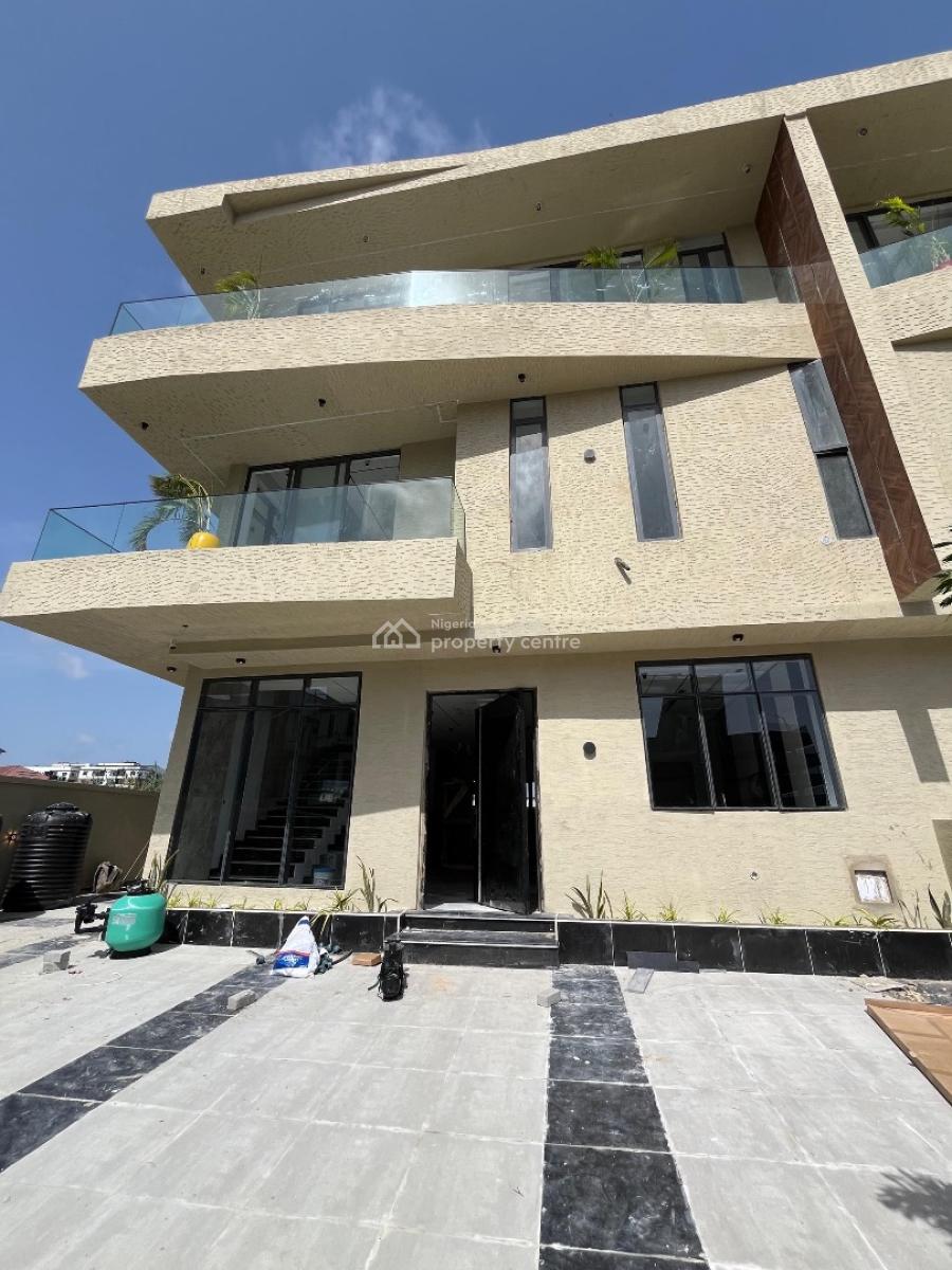 5 Bedroom Semi Detached with Bq, Lekki Phase 1, Lekki, Lagos, Semi-detached Duplex for Sale