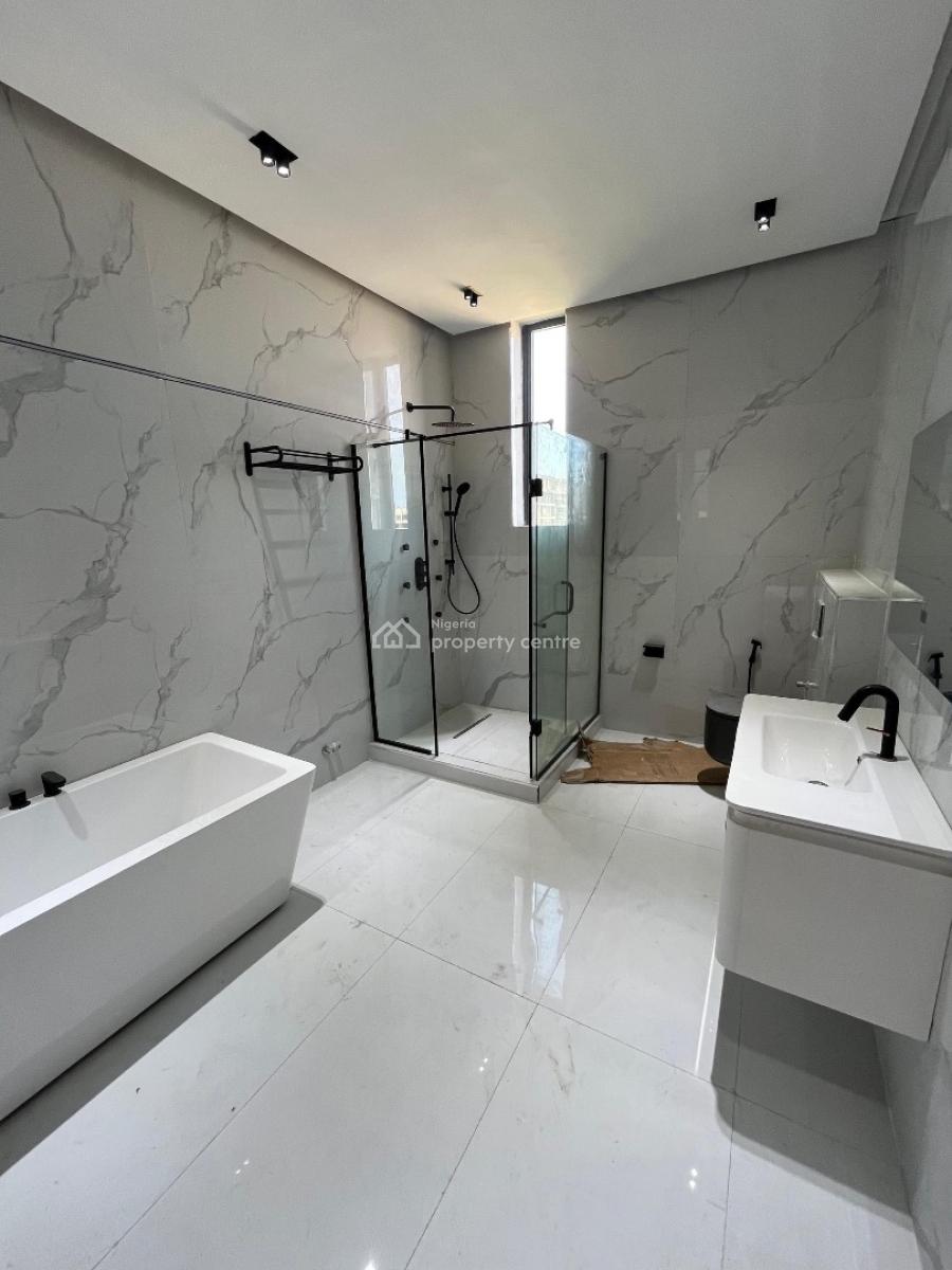 5 Bedroom Semi Detached with Bq, Lekki Phase 1, Lekki, Lagos, Semi-detached Duplex for Sale