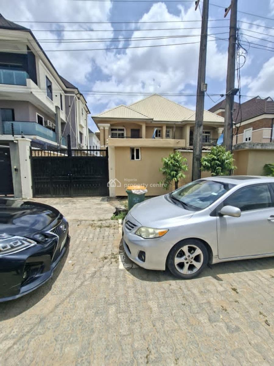 5 Bedroom Semi Detached Duplex with Bq, Gra Phase 1, Magodo, Lagos, Semi-detached Duplex for Sale