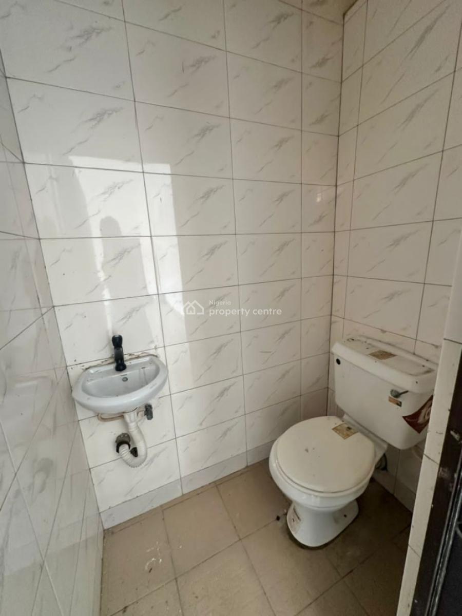 Spacious 1 Bedroom Apartment at Canal West Estate Osapa Lekki., Canal West Estate, Osapa, Lekki, Lagos, Mini Flat (room and Parlour) for Rent