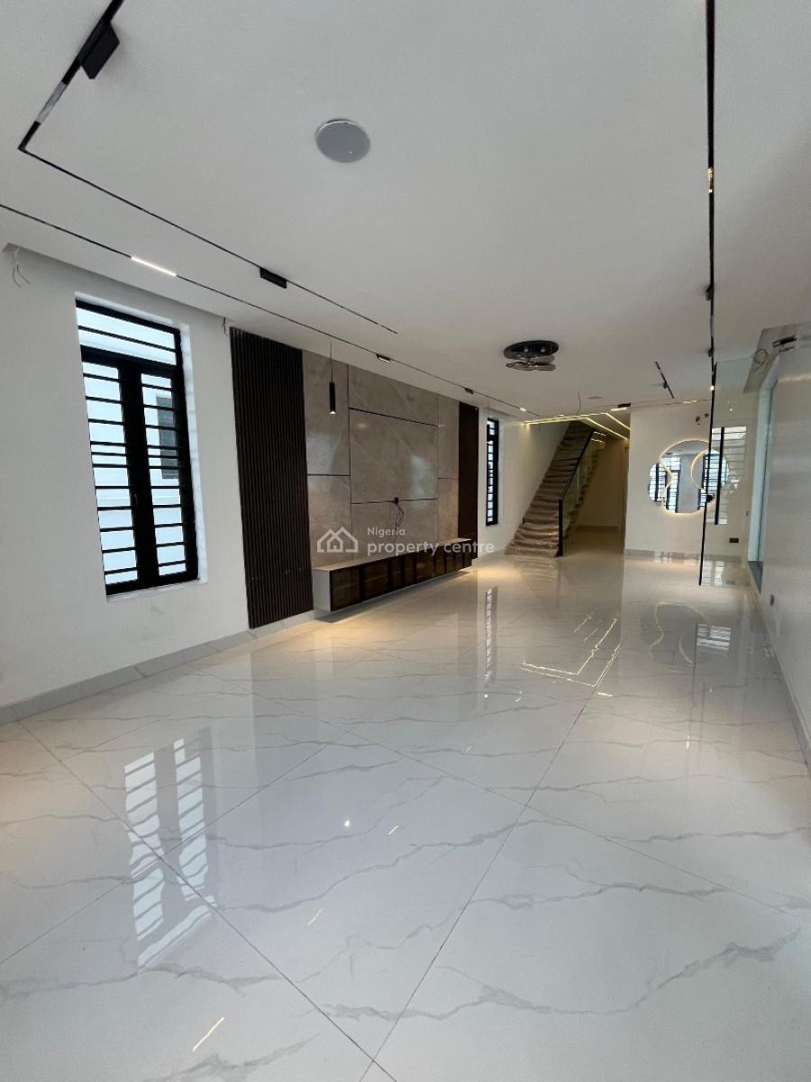 Lovely 5 Bedroom with Pool, Lekki Phase 1, Lekki, Lagos, Detached Duplex for Sale