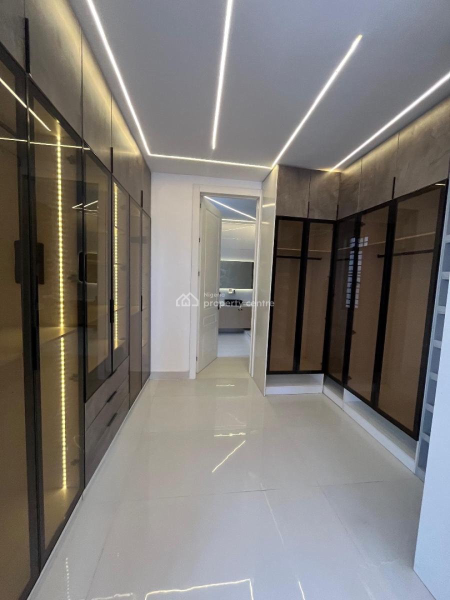 Lovely 5 Bedroom with Pool, Lekki Phase 1, Lekki, Lagos, Detached Duplex for Sale