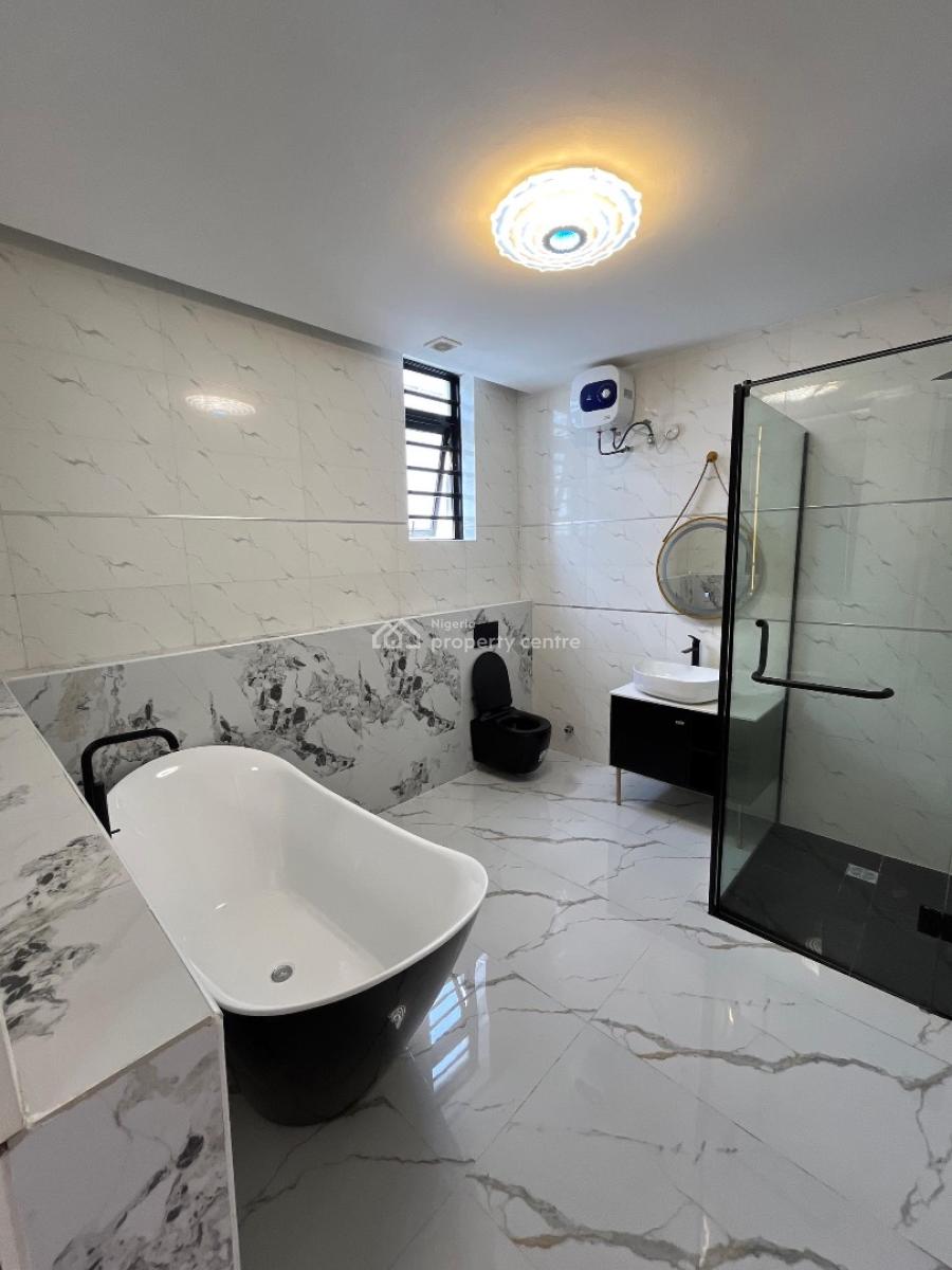 5 Bedroom with Pool, Lekki Phase 1, Lekki, Lagos, Detached Duplex for Sale