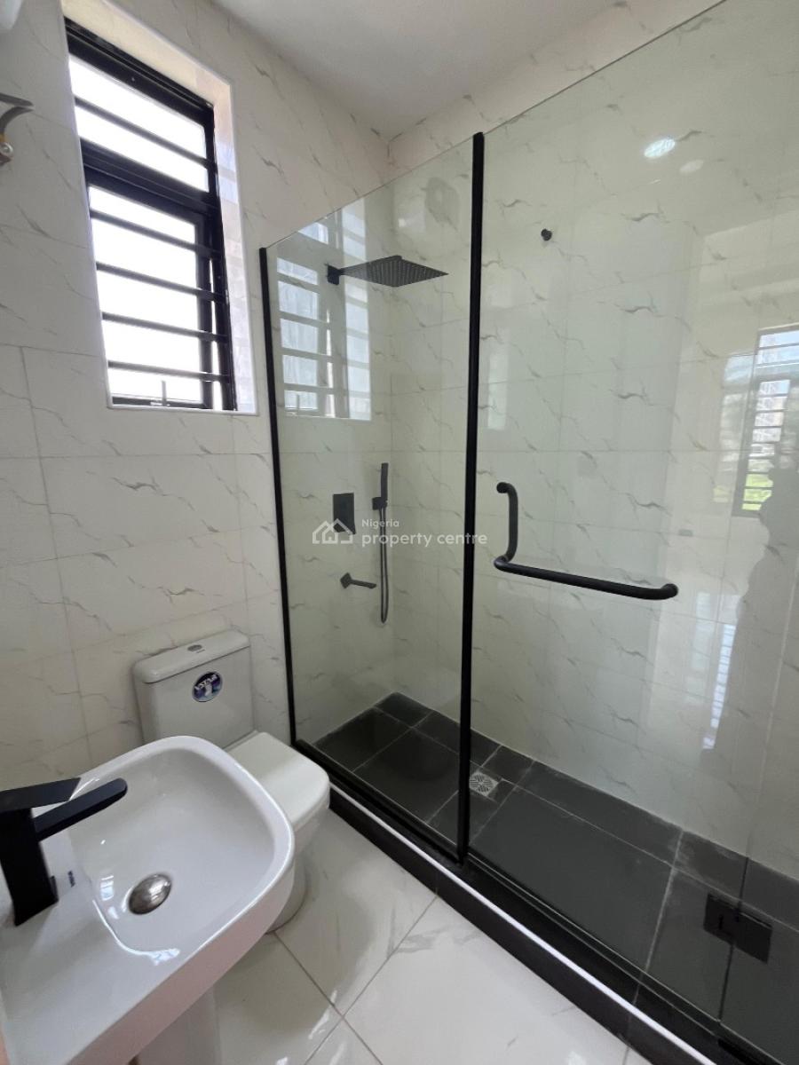 5 Bedroom with Pool, Lekki Phase 1, Lekki, Lagos, Detached Duplex for Sale