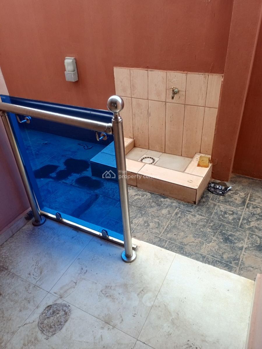 The Executive Suite Newly 2bedroom Flat, Millionaire Hangout Very Close to Express, Magboro, Ogun, Flat / Apartment for Rent