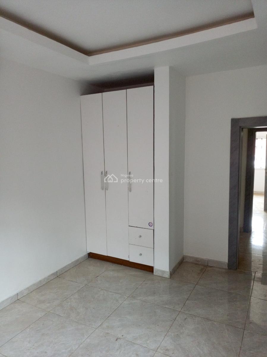 The Executive Suite Newly 2bedroom Flat, Millionaire Hangout Very Close to Express, Magboro, Ogun, Flat / Apartment for Rent