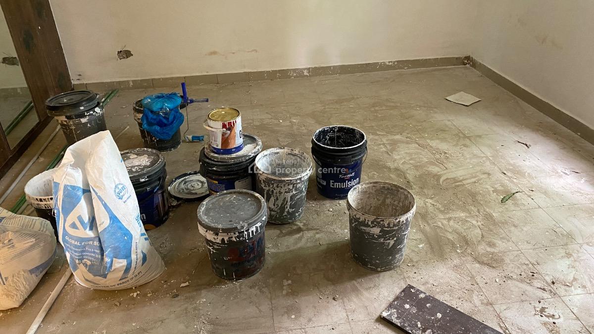 Renovated Three Bedrooms Flat with Bq, Within an Estate, Mabushi, Abuja, Flat / Apartment for Rent