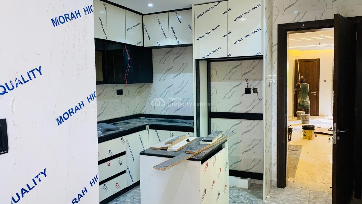 Renovated Three Bedrooms Flat with Bq, Within an Estate, Mabushi, Abuja, Flat / Apartment for Rent