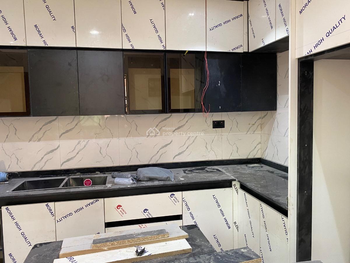 Renovated Three Bedrooms Flat with Bq, Within an Estate, Mabushi, Abuja, Flat / Apartment for Rent