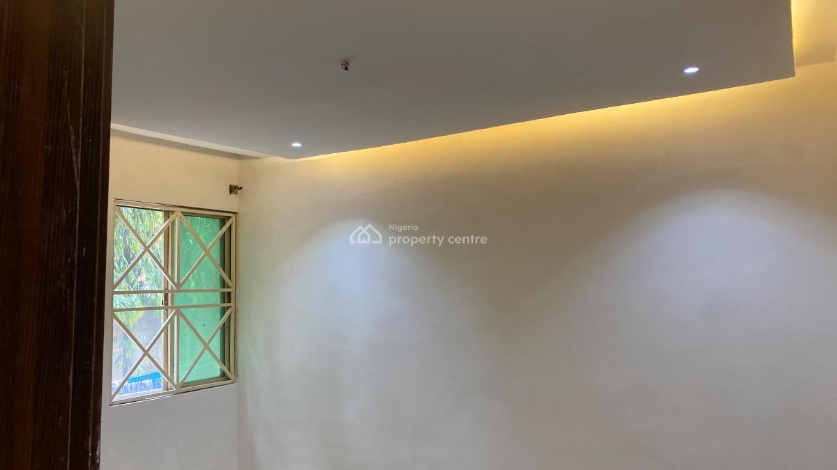 Renovated Three Bedrooms Flat with Bq, Within an Estate, Mabushi, Abuja, Flat / Apartment for Rent