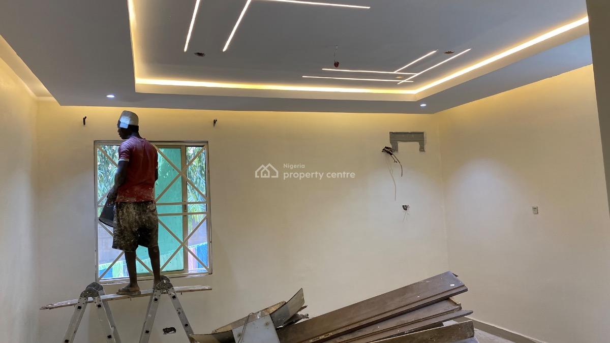 Renovated Three Bedrooms Flat with Bq, Within an Estate, Mabushi, Abuja, Flat / Apartment for Rent