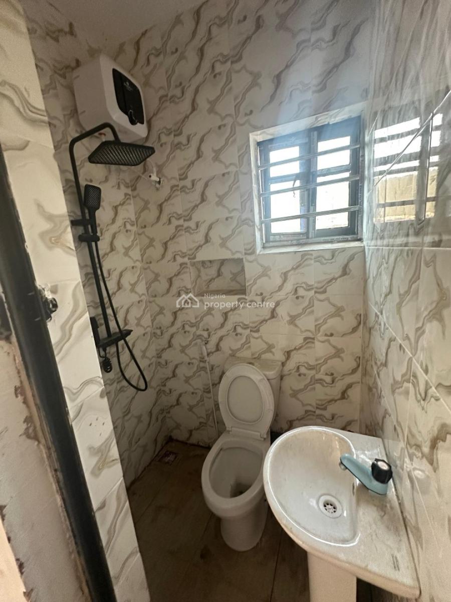 Newly Built Standard Executive Room Self Contained, Palmgroove Pedro, Palmgrove, Shomolu, Lagos, Self Contain (single Rooms) for Rent