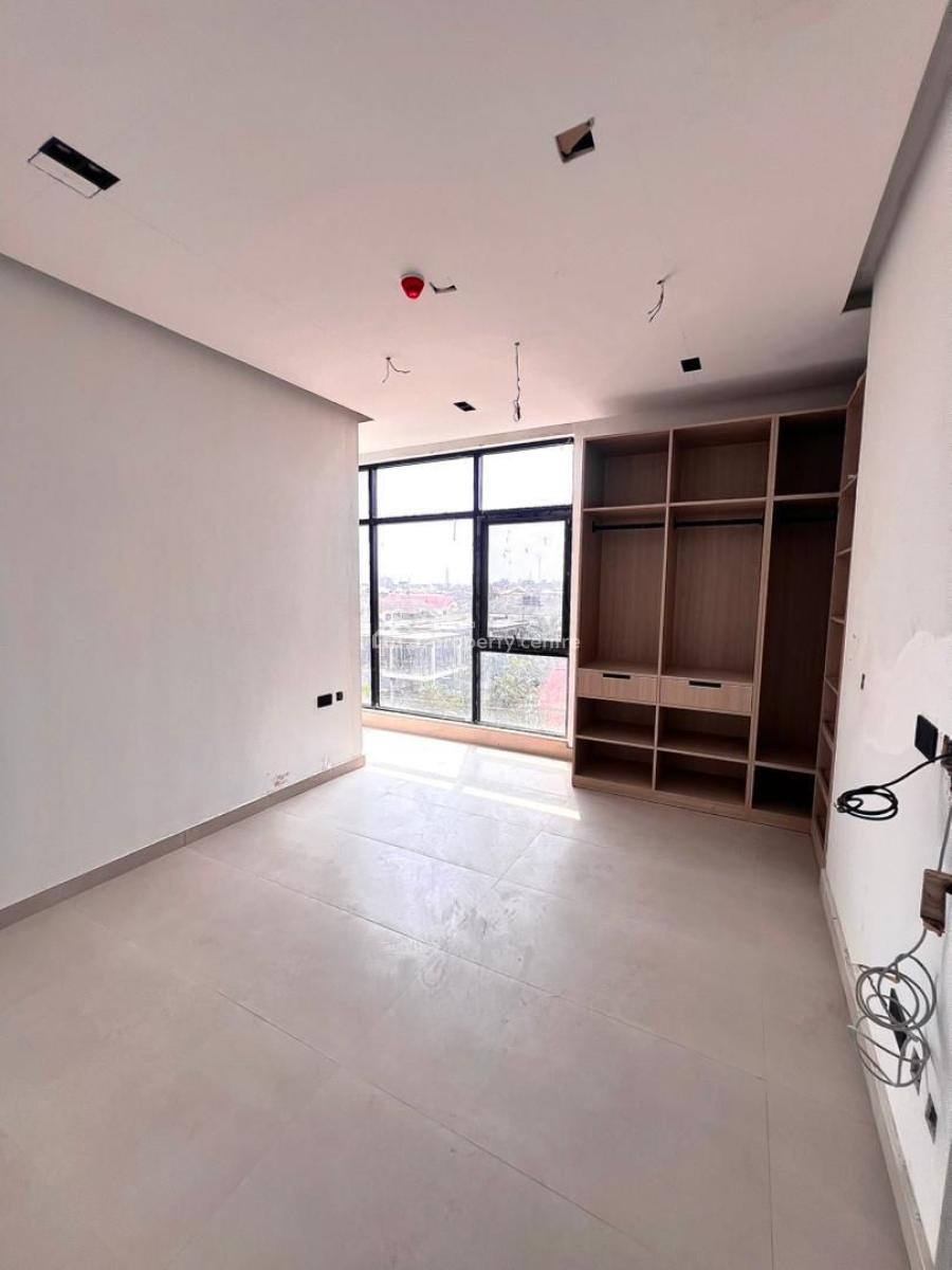 Family Friendly 3 Bedroom Apartment with Spacious Rooms, Elevator, Pool, Lekki Phase 1, Lekki, Lagos, Flat / Apartment for Sale