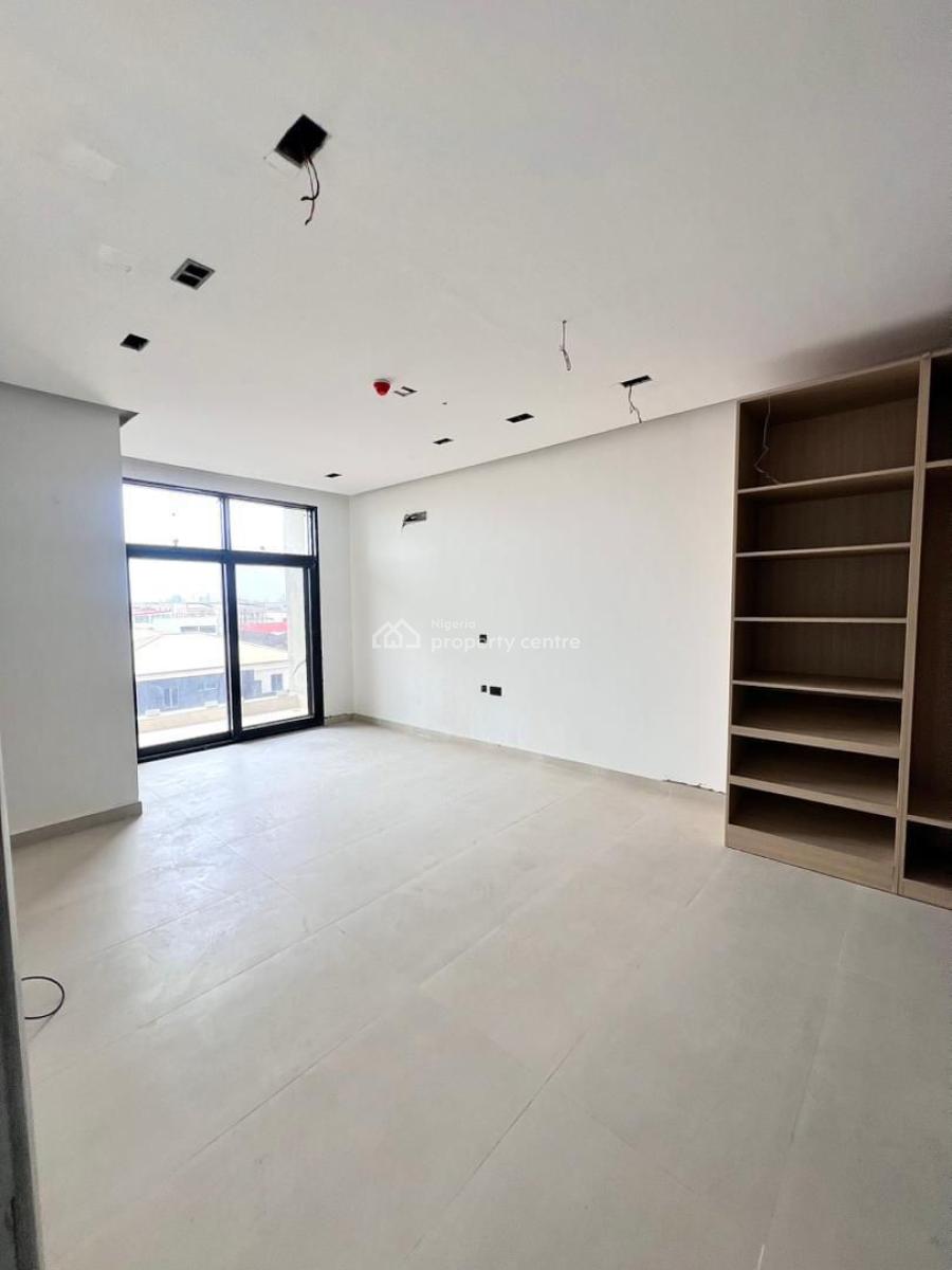 Family Friendly 3 Bedroom Apartment with Spacious Rooms, Elevator, Pool, Lekki Phase 1, Lekki, Lagos, Flat / Apartment for Sale