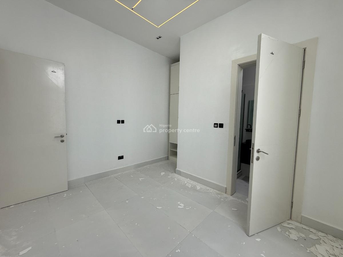 5 Bedroom Detached Available, Lekki, Lagos, Detached Duplex for Sale