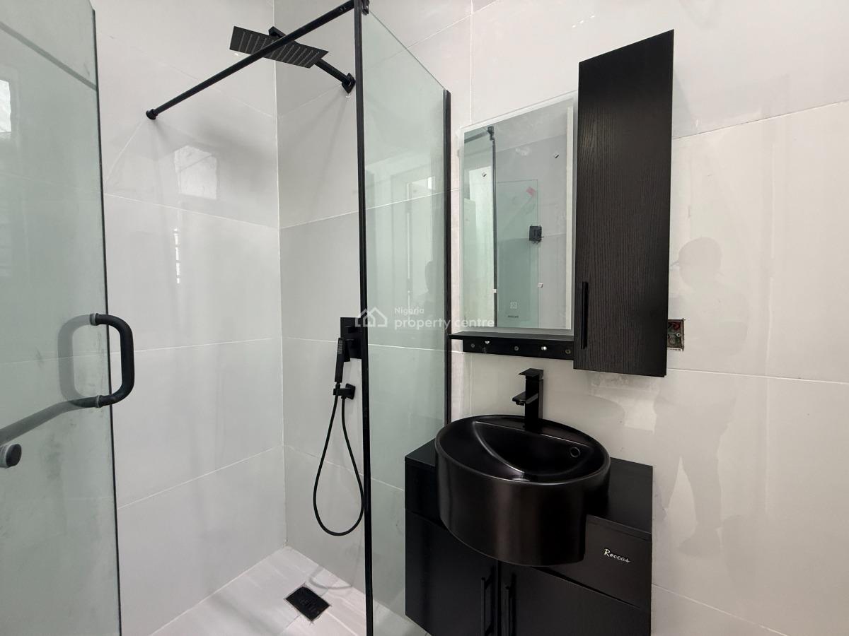 5 Bedroom Detached Available, Lekki, Lagos, Detached Duplex for Sale