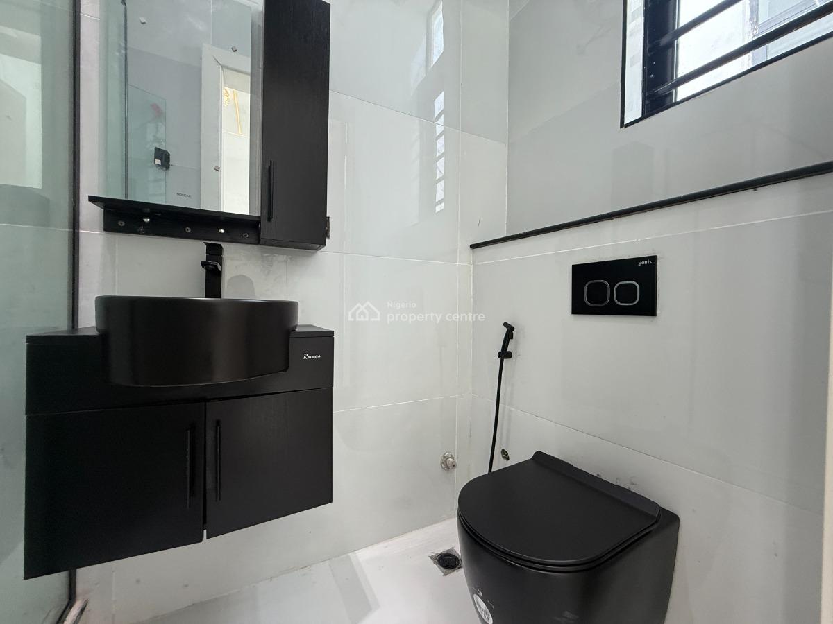 5 Bedroom Detached Available, Lekki, Lagos, Detached Duplex for Sale