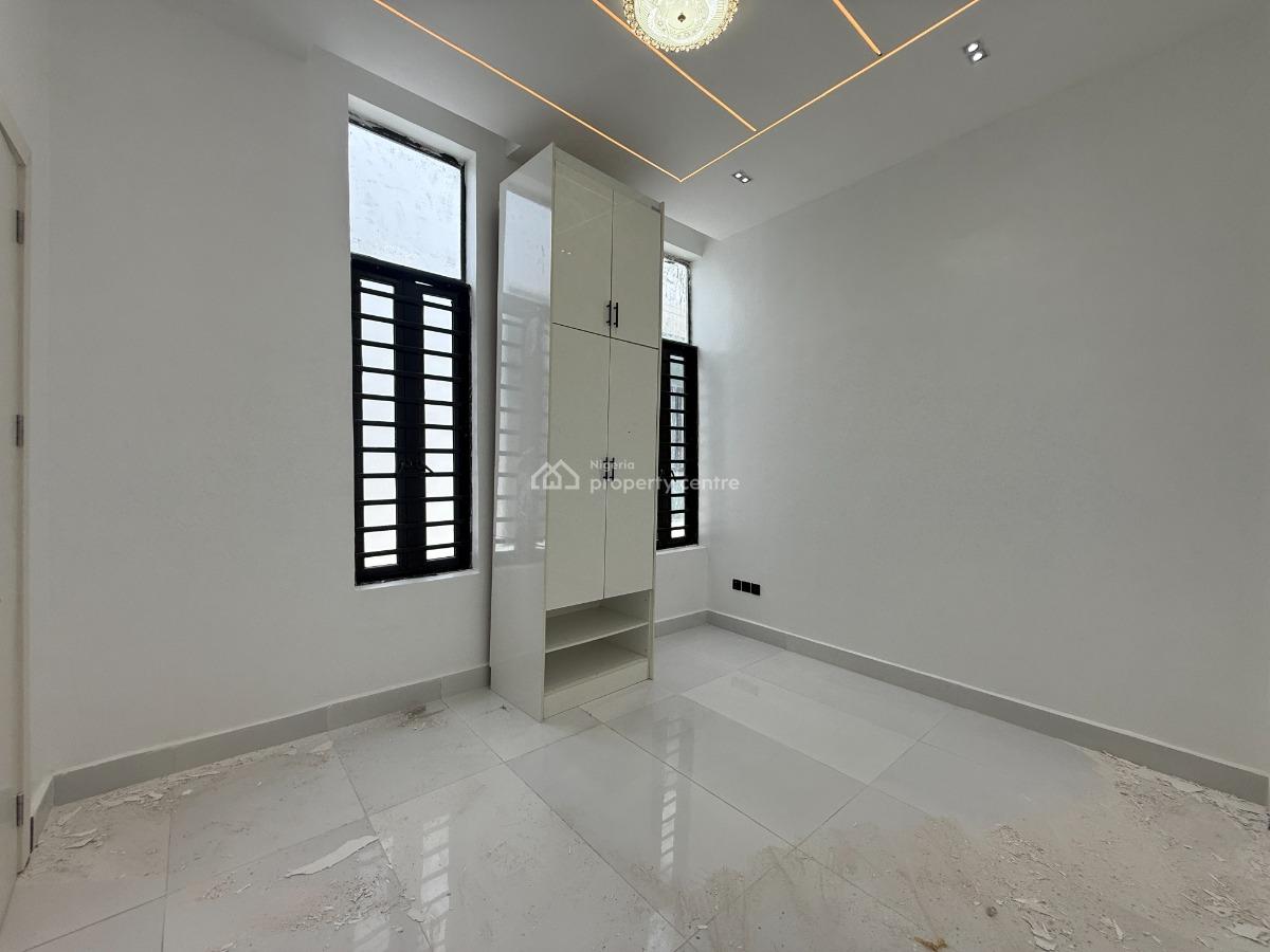 5 Bedroom Detached Available, Lekki, Lagos, Detached Duplex for Sale