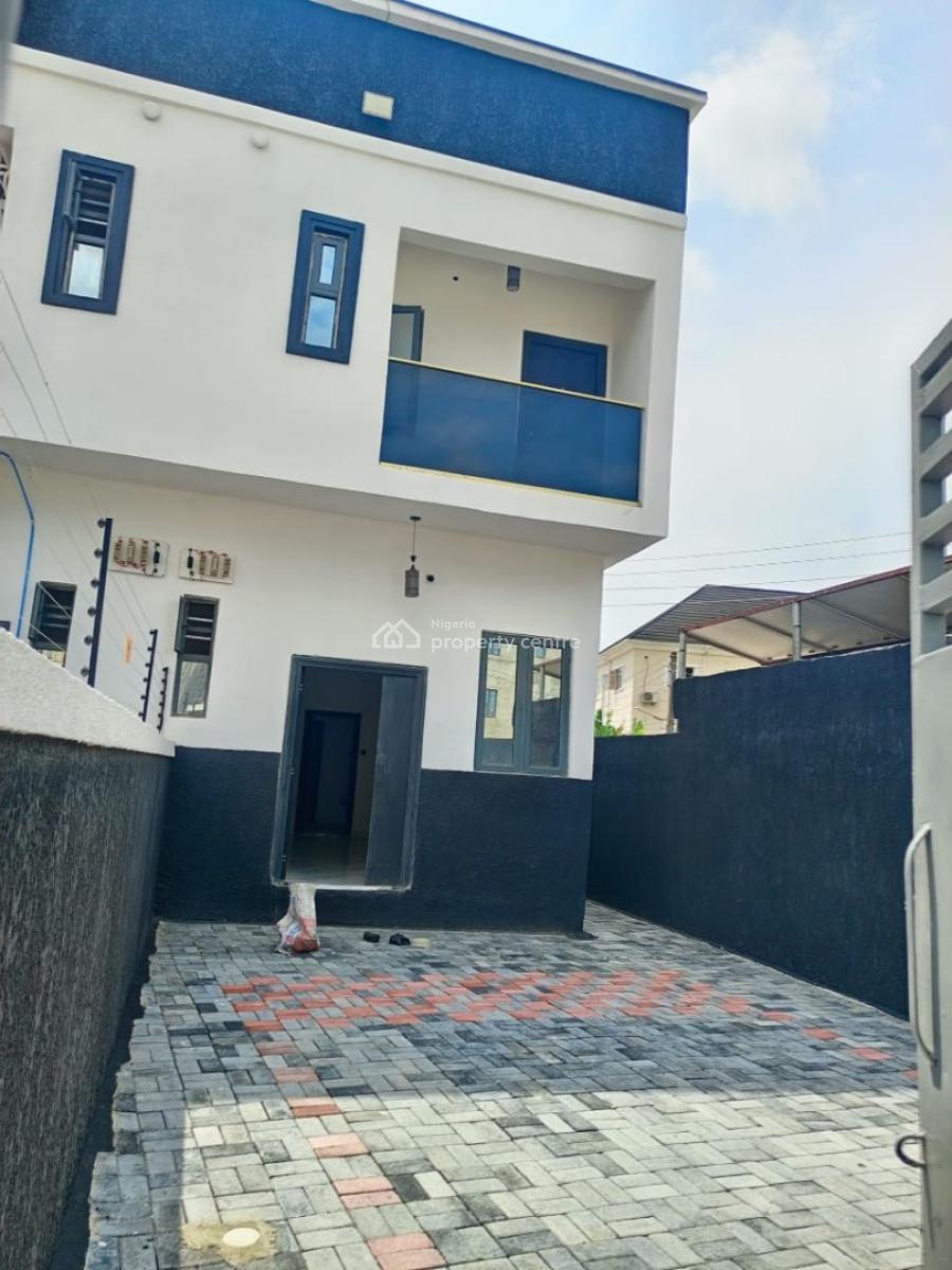 a Spacious 3 Bedroom Bungalow, Aptech Estate Olokonla, Lekki, Lagos, Detached Bungalow for Rent