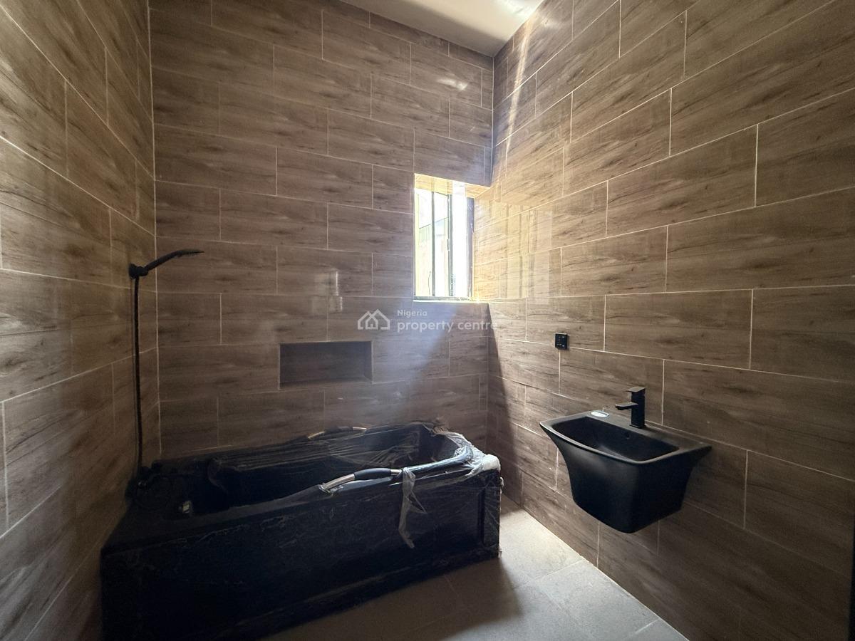 4 Bedroom Detached Available, Lekki, Lagos, Detached Duplex for Sale