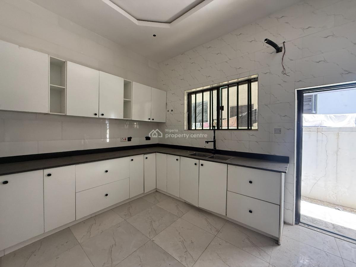 4 Bedroom Detached Available, Lekki, Lagos, Detached Duplex for Sale