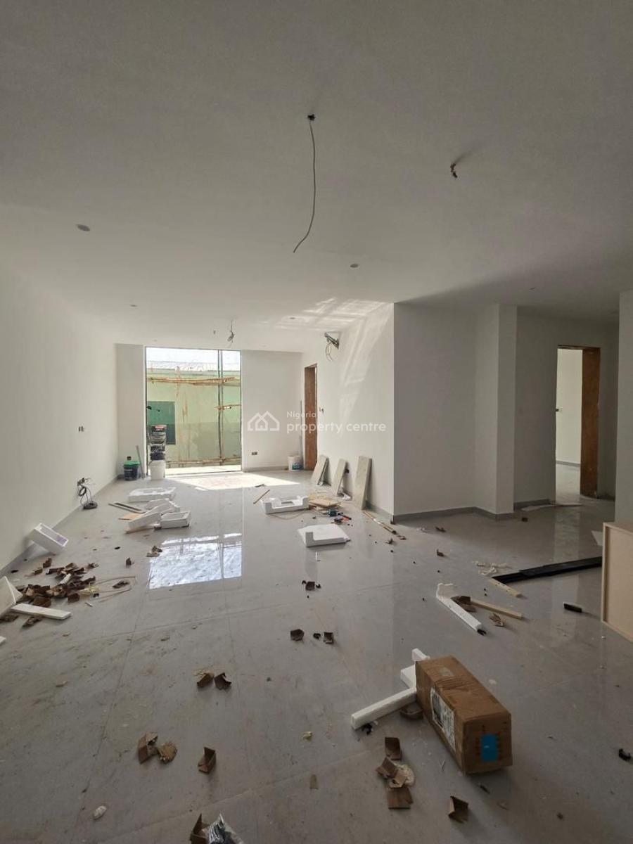 Sleek 2 Bedroom Apartment with Pool, Gym & Elevator Ideal for Airbnb, Lekki Phase 1, Lekki, Lagos, Flat / Apartment for Sale