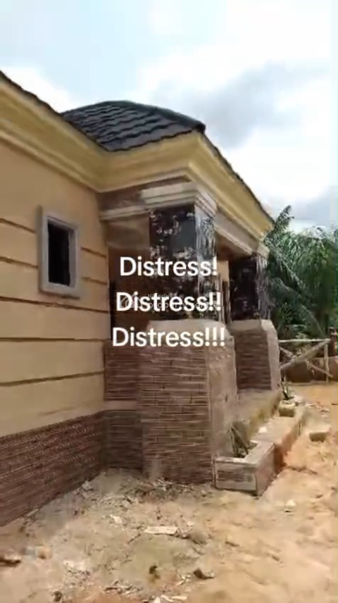 Distress:  95% Completed Standard 4 Bedroom Bungalow, Ekehuan Road, Benin, Oredo, Edo, House for Sale