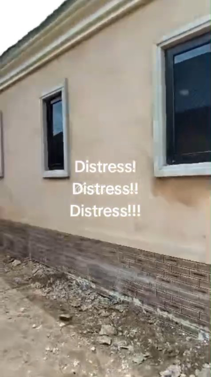 Distress:  95% Completed Standard 4 Bedroom Bungalow, Ekehuan Road, Benin, Oredo, Edo, House for Sale